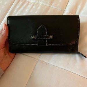 FRYE black accordion wallet
